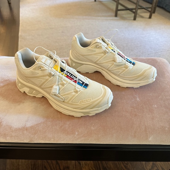 Salomon Cream waterproof hiking Sneakers - Picture 2 of 3